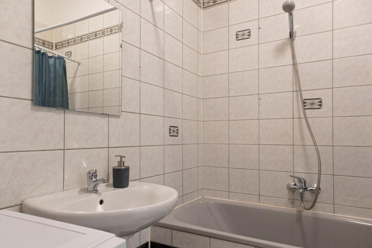 Spacious 2Br Apt.-Near Wiener Stadthalle エクステリア 写真